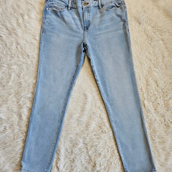 Tommy Hilfiger Women's Raleigh Skinny Light Wash Denim Jeans Size: 8 - Picture 3 of 10